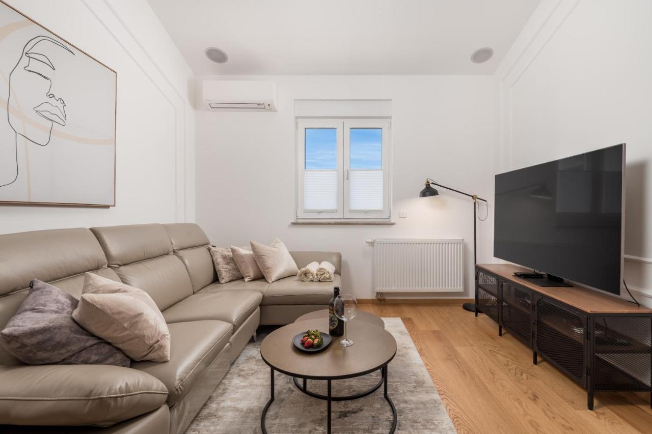 Gallery Apartment Megan2 With Parking Kastav Exterior foto